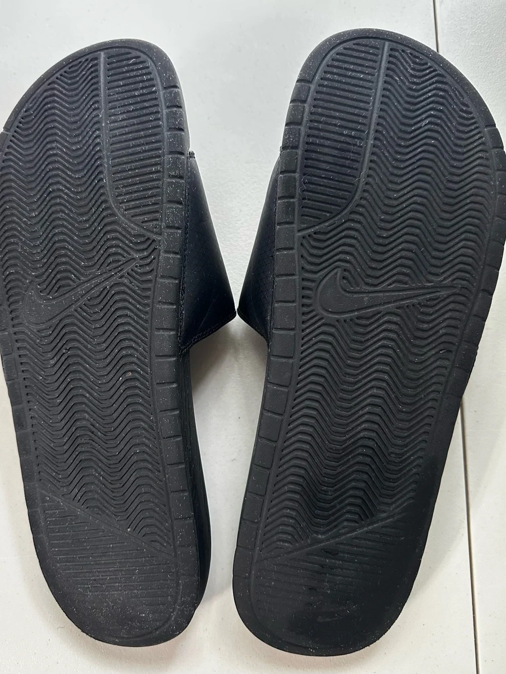 Nike classic slide